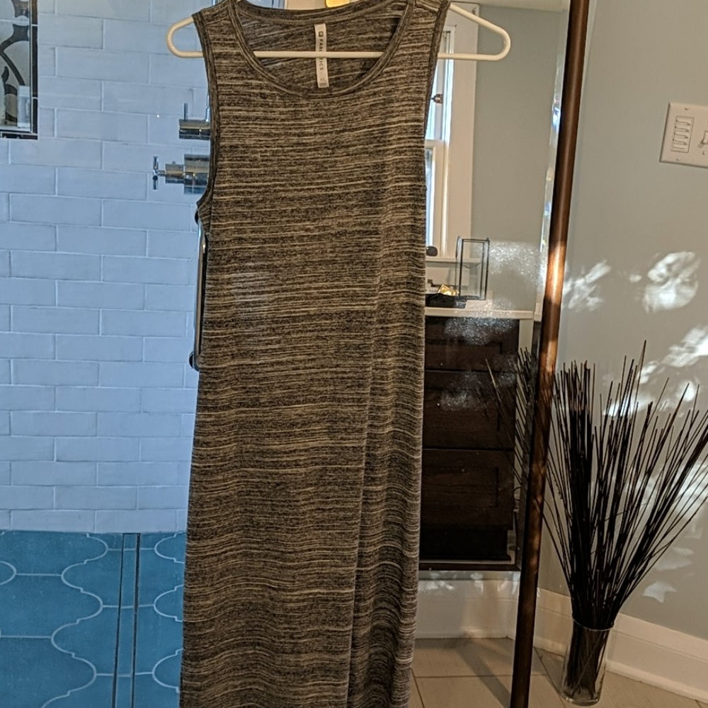 Cut out back midi rank dress